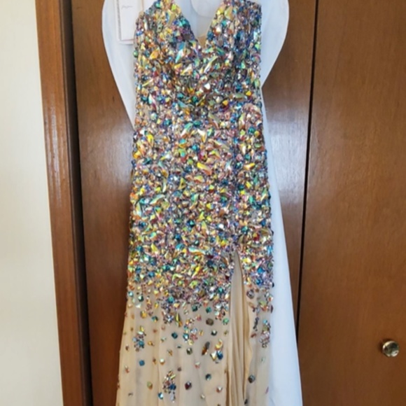 Jovani 946 Beige Multicolor Gem Stone Formal Dress - Picture 4 of 9